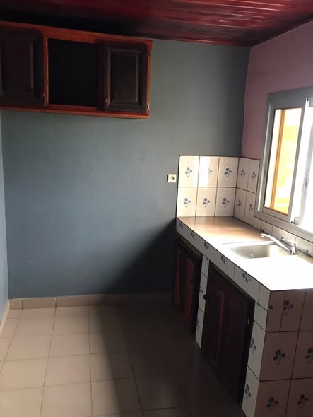Appartement 3 chambres à louer - Kotto, Douala