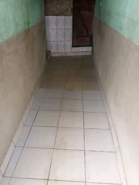 Chambre simple à louer - Bonaberi Nestlé