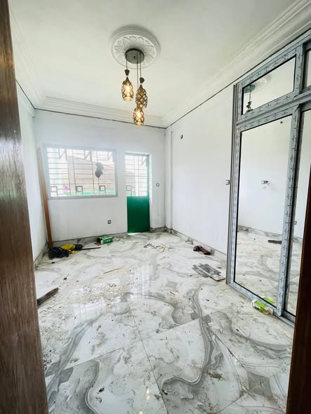 Chambre moderne haut standing à louer - Logpom, Gabon bar