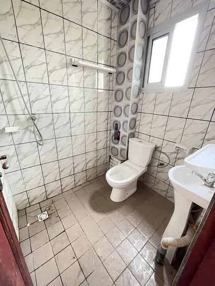 Chambre moderne à Bastos, Yaoundé - 45 000 FCFA/mois