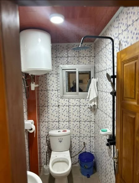 Appartement meublé avec 2 chambres à Biyem-Assi