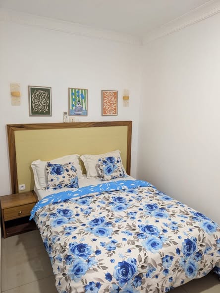 Appartement meublé avec 2 chambres à Biyem-Assi