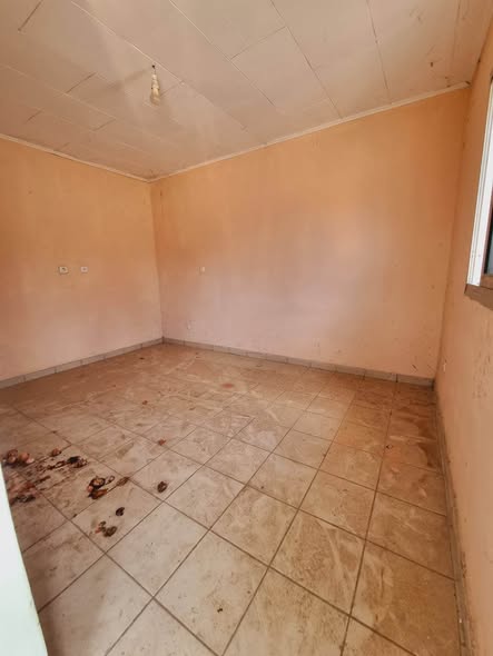 Chambre moderne à louer à Logpom
