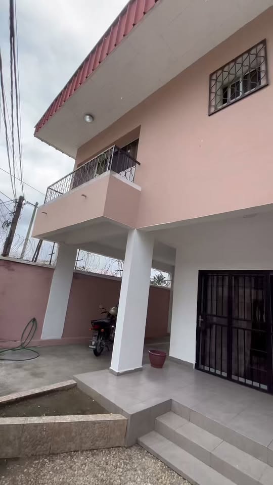 Duplex meublé de standing – 3 chambres – Bonapriso