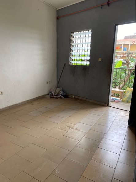 Chambre moderne à louer à Ndogpassi II