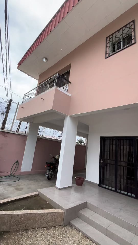 Duplex meublé de standing – 3 chambres – Bonapriso