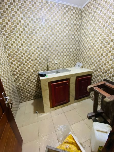 Studio moderne à louer - Nguele
