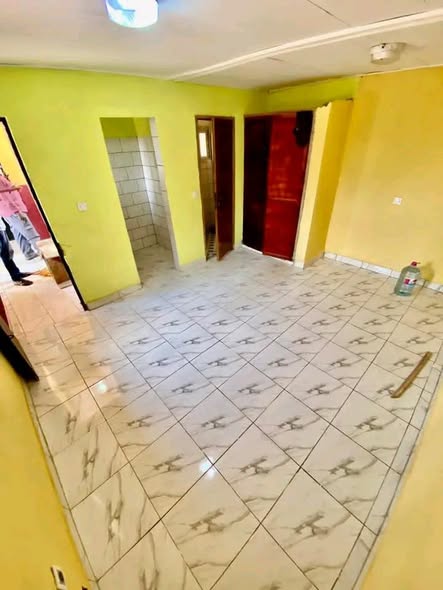 Chambre moderne à louer - Vallée Nlongkak, Yaoundé