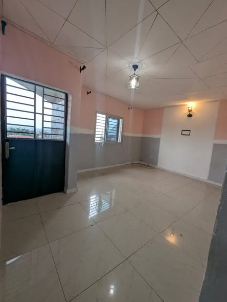 Appartement moderne à louer – Nsam Escale Obam