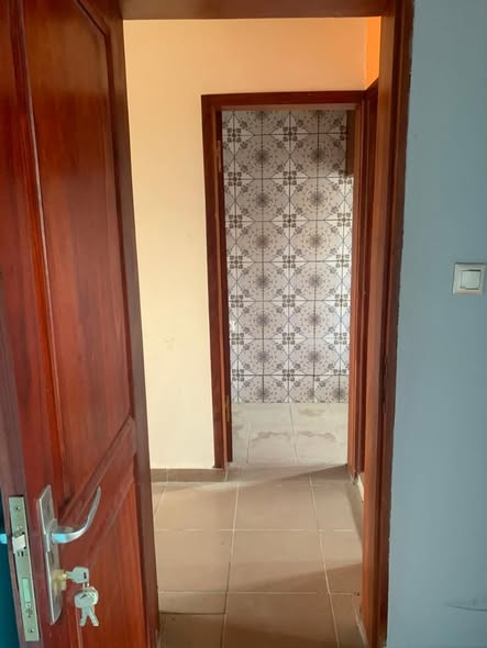 Studio moderne neuf à louer - Village Cogefar, Douala