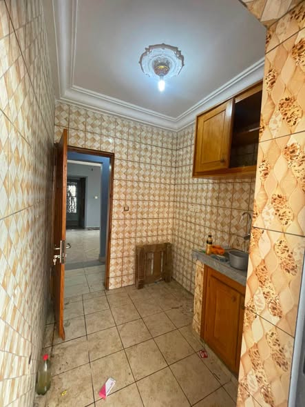 Studio moderne à louer - Ndogbon, Douala