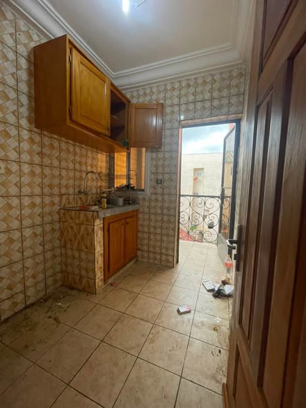 Studio moderne à louer - Ndogbon, Douala