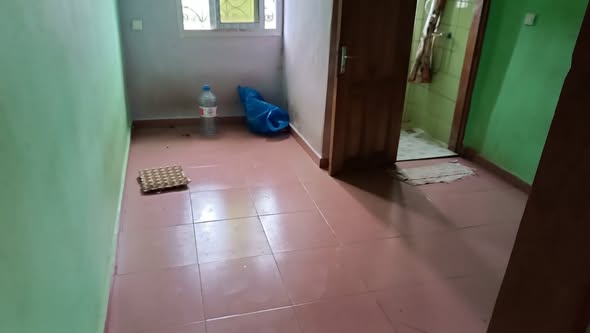 Chambre moderne à louer à Meyo (Barrière)