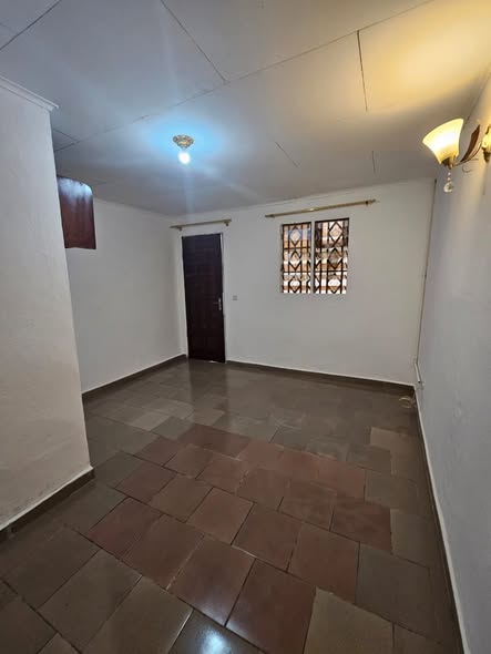 Chambre moderne à TKC - Yaoundé