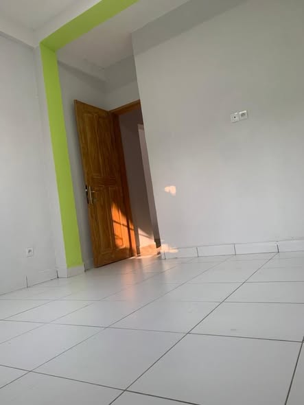 Studio moderne neuf à Yassa - Tradex