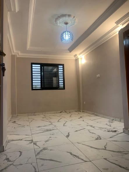 Appartement neuf à Yassa - 1 chambre - 120 000 FCFA/mois