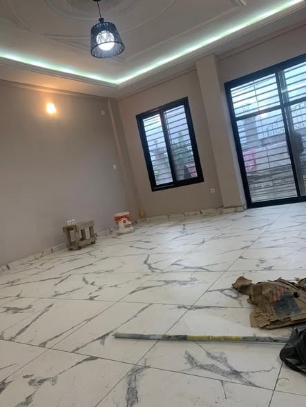 Appartement neuf à Yassa - 1 chambre - 120 000 FCFA/mois
