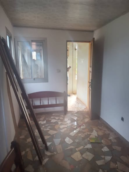 Chambre moderne avec cuisine à louer à Awae Escalier, Yaoundé
