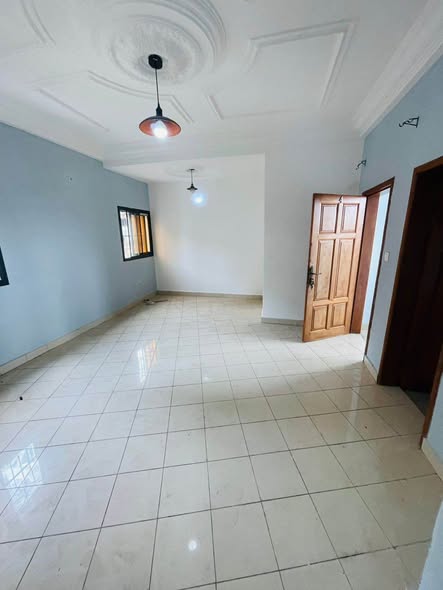 Appartement moderne à louer à Logbessou