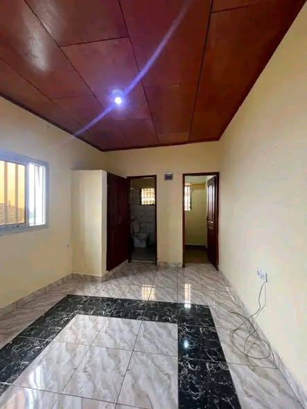 Chambre moderne à Titi Garage - Yaoundé