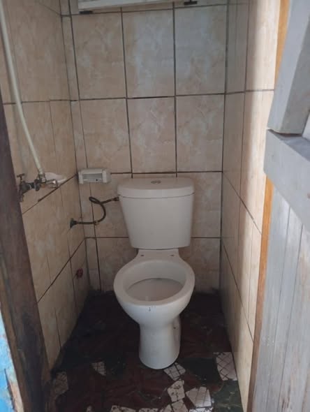 Chambre moderne à Yassa derrière Tradex