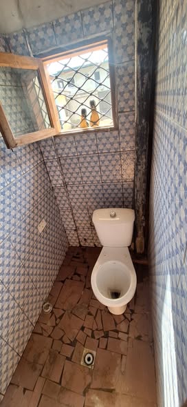 Chambre moderne à louer - Ekoumdoum