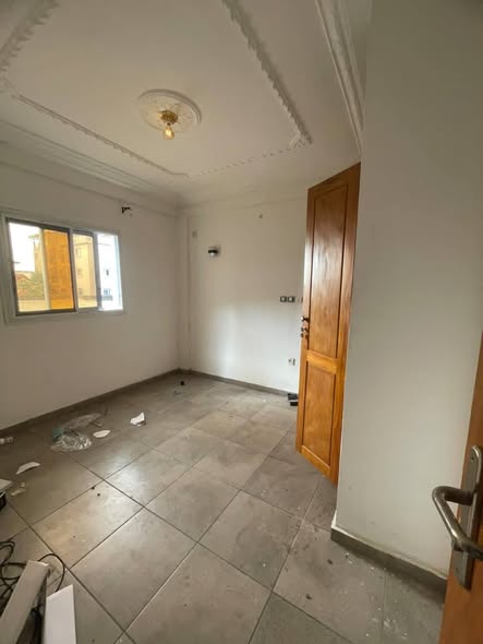 Studio moderne à louer - Ndogbon, Douala