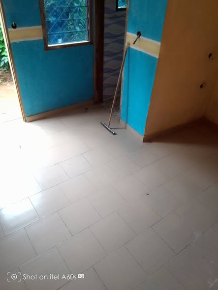 Chambre moderne 2 pièces à louer - Eleveur, Yaoundé