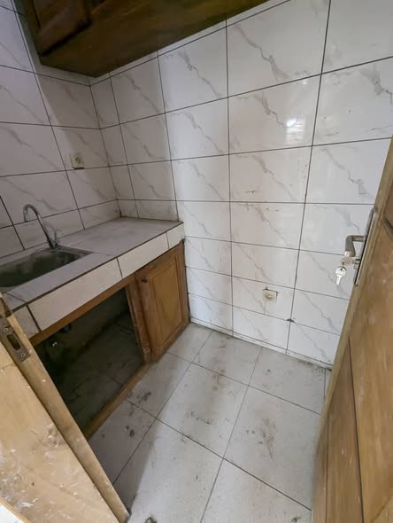 Studio moderne - Shell Village, Douala