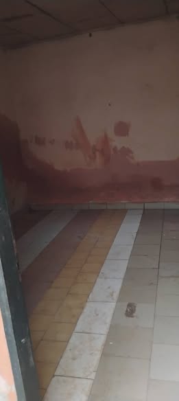 Chambre moderne à louer à Ngousso