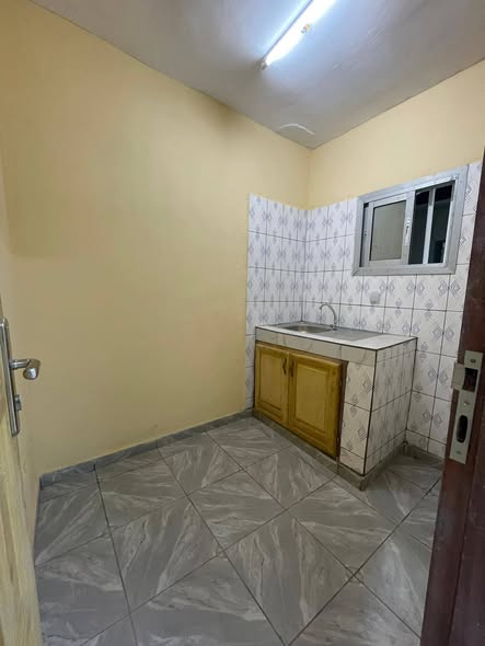 Studio VIP neuf à Ngousso Santa Lucia