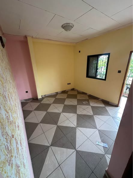 Studio moderne à louer – Japoma Cocotier, Douala