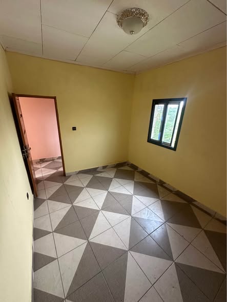 Studio moderne à louer – Japoma Cocotier, Douala