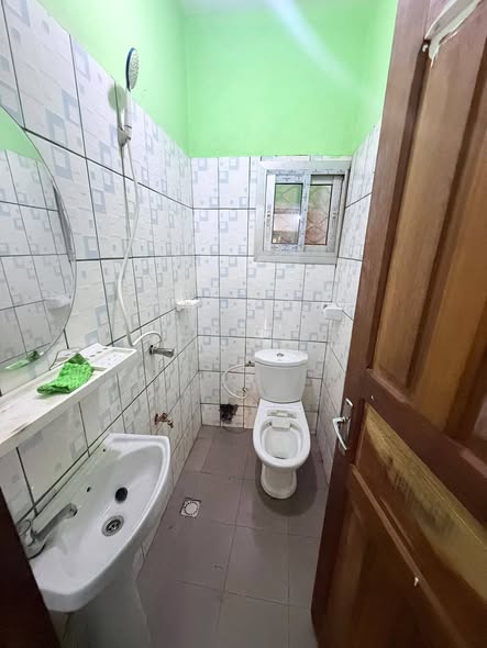 Studio moderne à louer – Fourgerol, Yaoundé