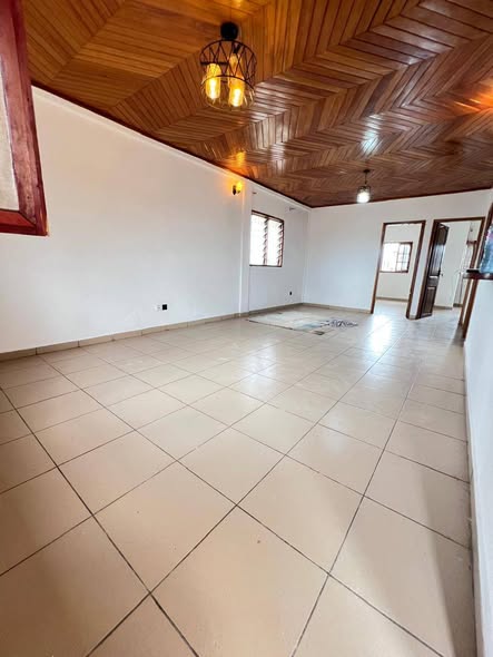Appartement moderne à louer à Logpom