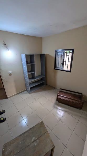 Studio moderne à louer - Emana, Yaoundé