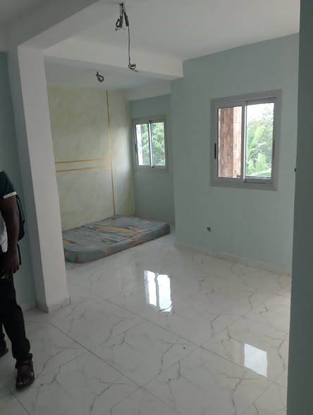 Studio moderne à Arri Village - Douala