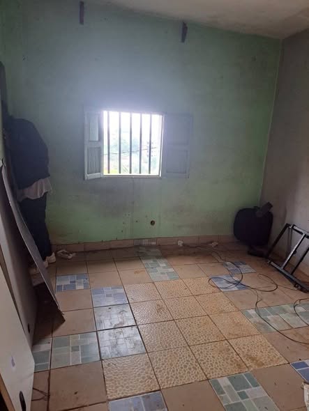 Chambre moderne à louer à Ngousso