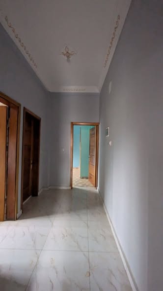 Studio moderne à louer - Yaoundé Émana