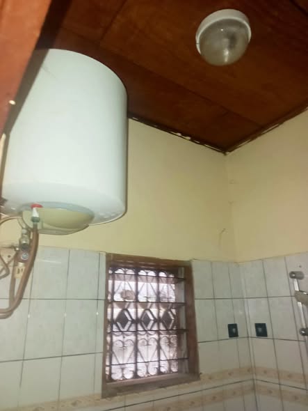 Vaste appartement à louer – Santa Barbara, Douala