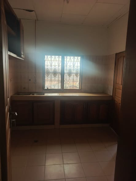 Vaste appartement à louer – Santa Barbara
