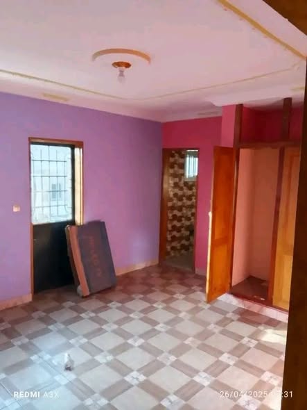 Appartement à louer Yassa - 2 chambres, sécurisé