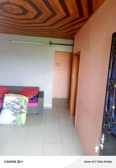 Studio à louer à Logpom