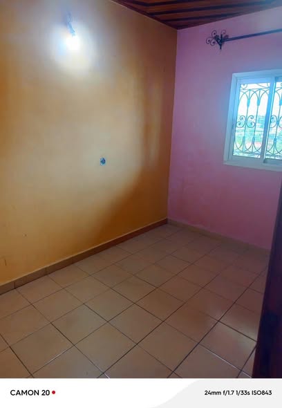 Studio à louer à Logpom