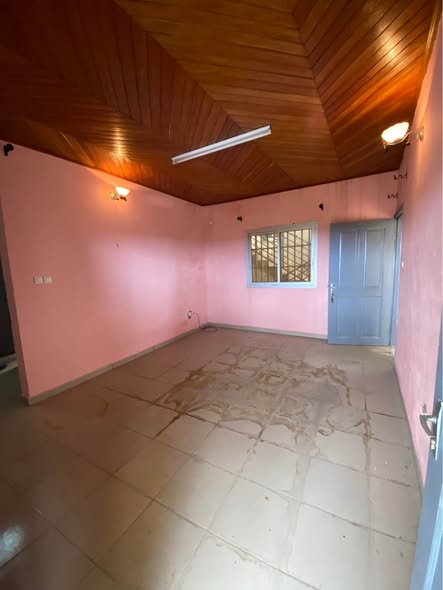 Appartement 2 chambres à louer - Kotto
