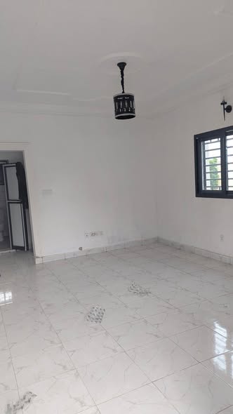 Studio moderne à Yassa (Bwang) - 60 000 FCFA/mois