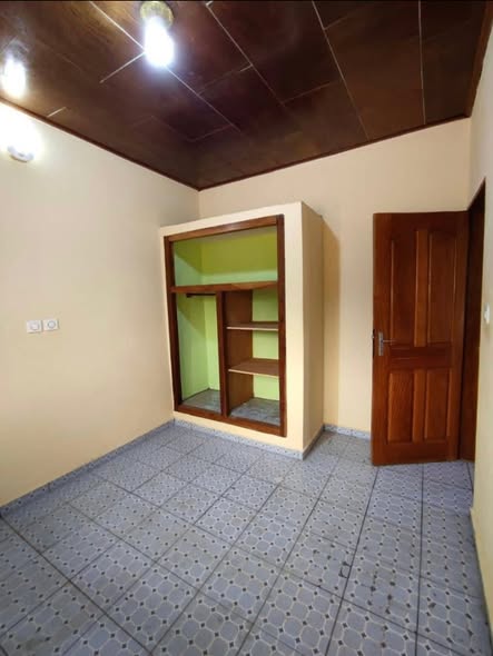 Studio moderne à louer - Vallée Nlongkak