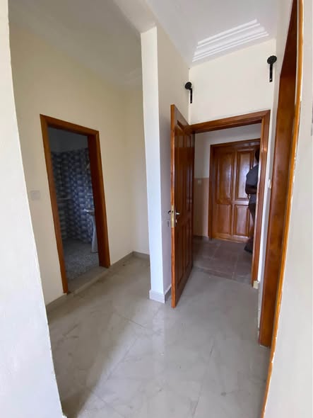 Studio haut standing à louer - Logbessou