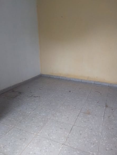 Chambre moderne à Nsimeyong