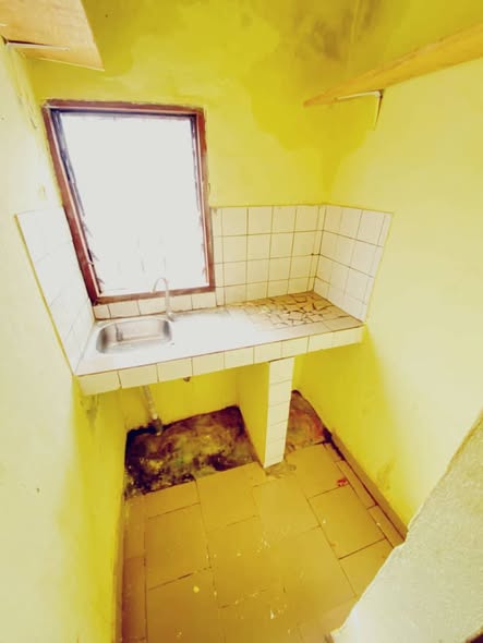 Vaste chambre moderne à louer - Obili, Yaoundé